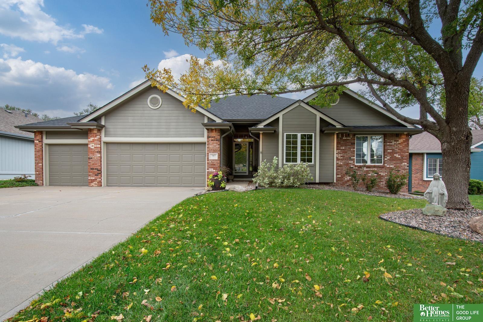 S 151st St, Omaha, NE 68138