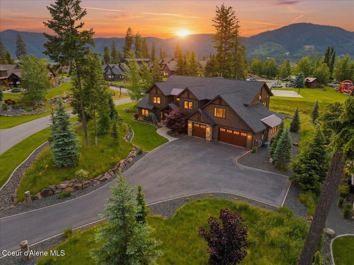 N Mccall Falls Dr, Hayden, ID 83835