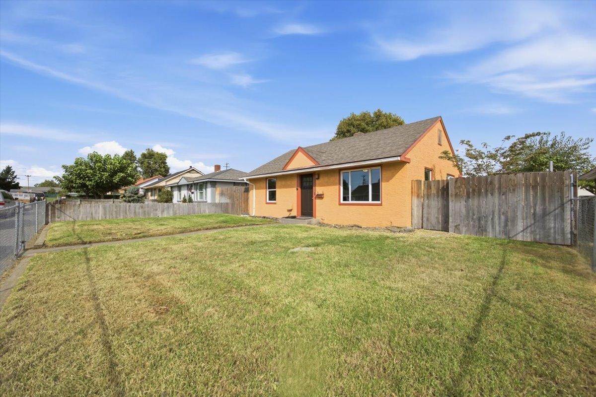 N 6th Ave, Pasco, WA 99301