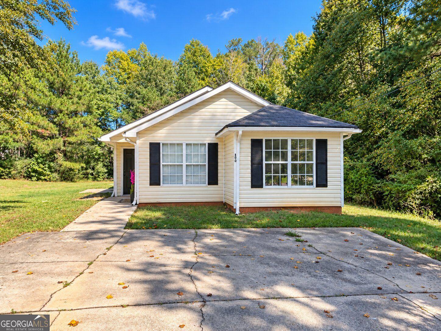 Pine Ridge Dr, Carrollton, GA 30117