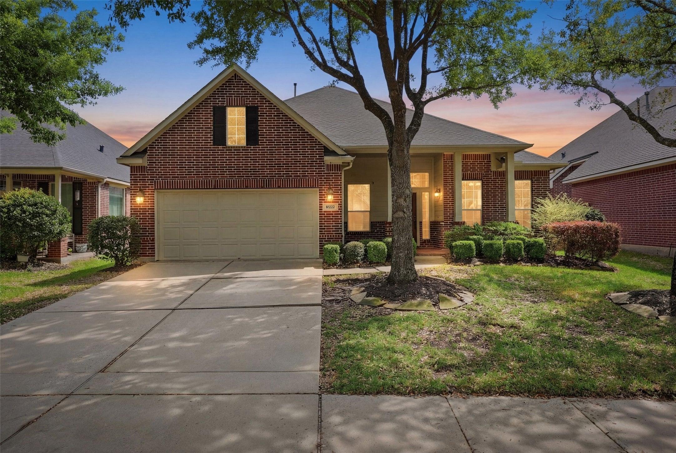 Broken Trace Ct, Humble, TX 77338