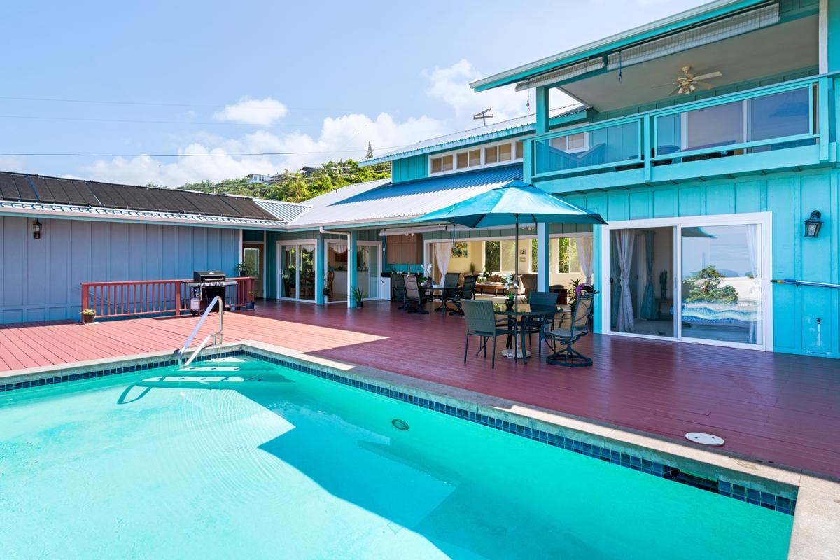 Kaohe Rd, Captain Cook, HI 96704
