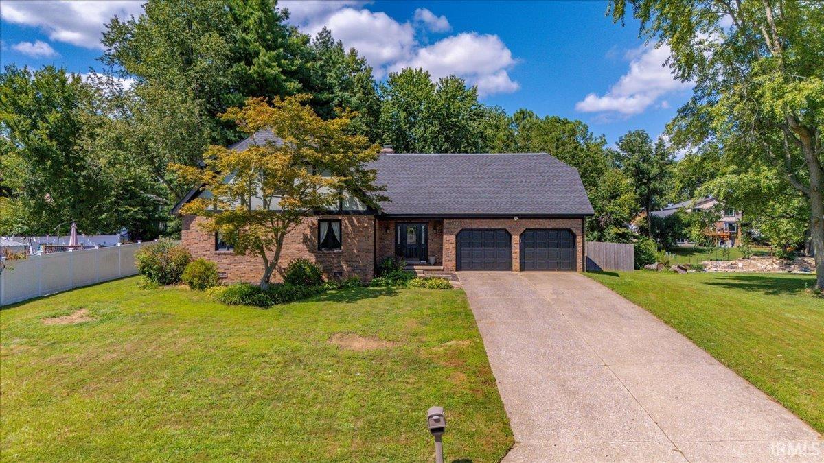 Sherwood Ct, Newburgh, IN 47630
