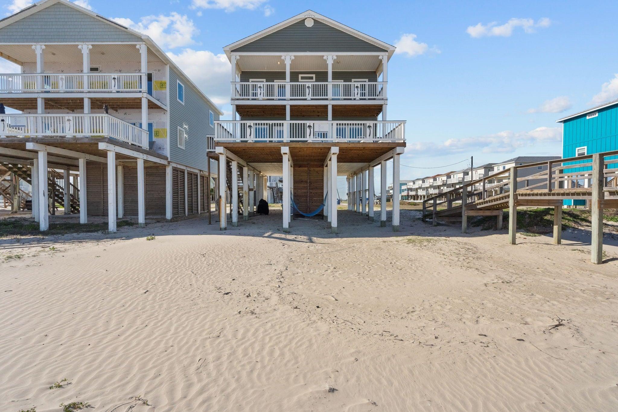 W Palm St, Freeport, TX 77541