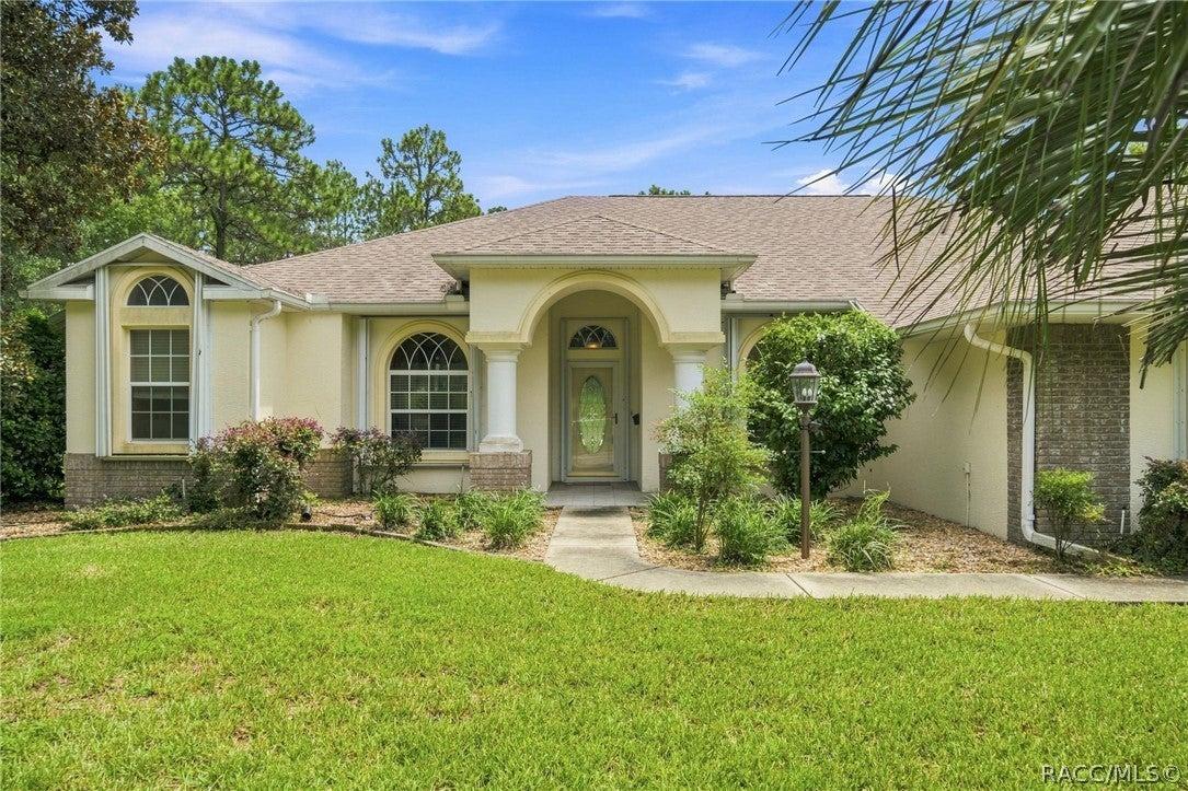 N Oakmont Dr, Beverly Hills, FL 34465