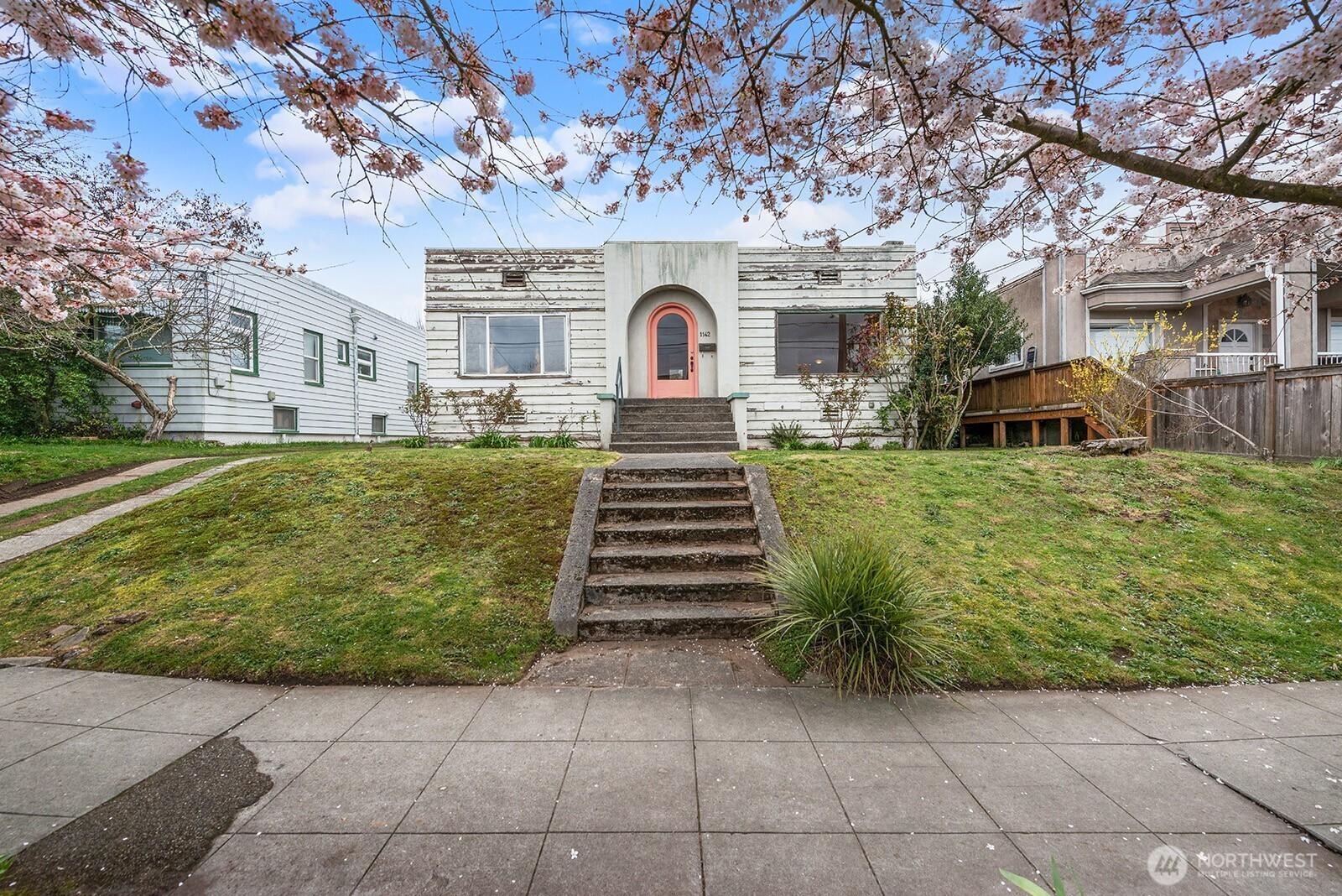 N 77th St, Seattle, WA 98103