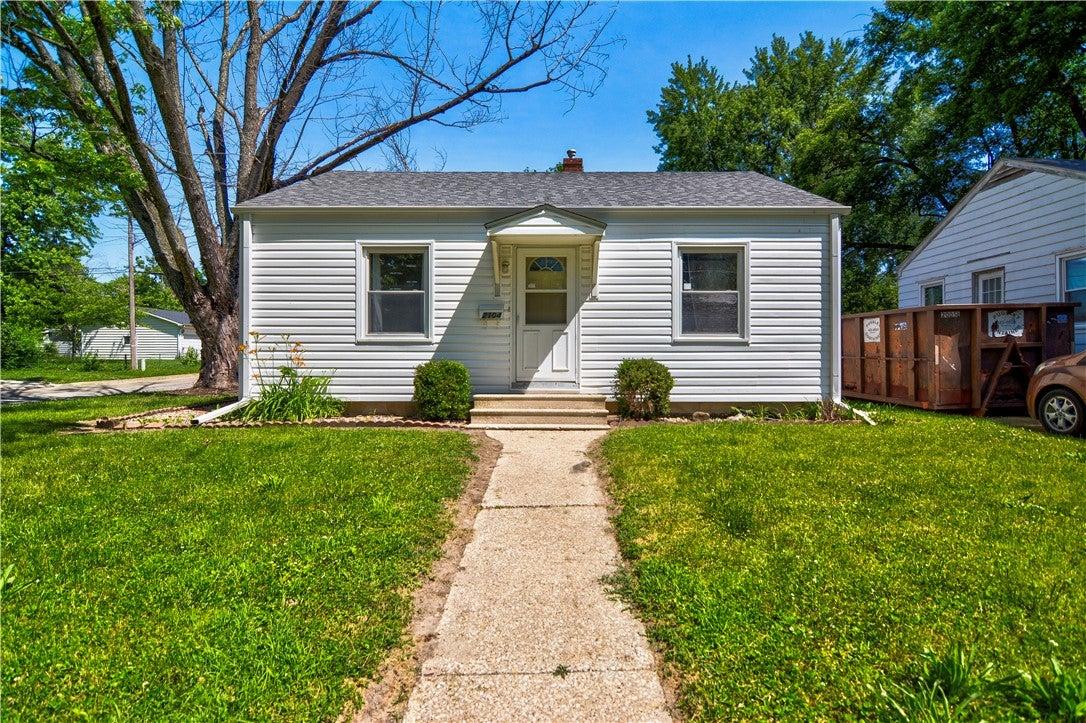 E Whitmer St, Decatur, IL 62521