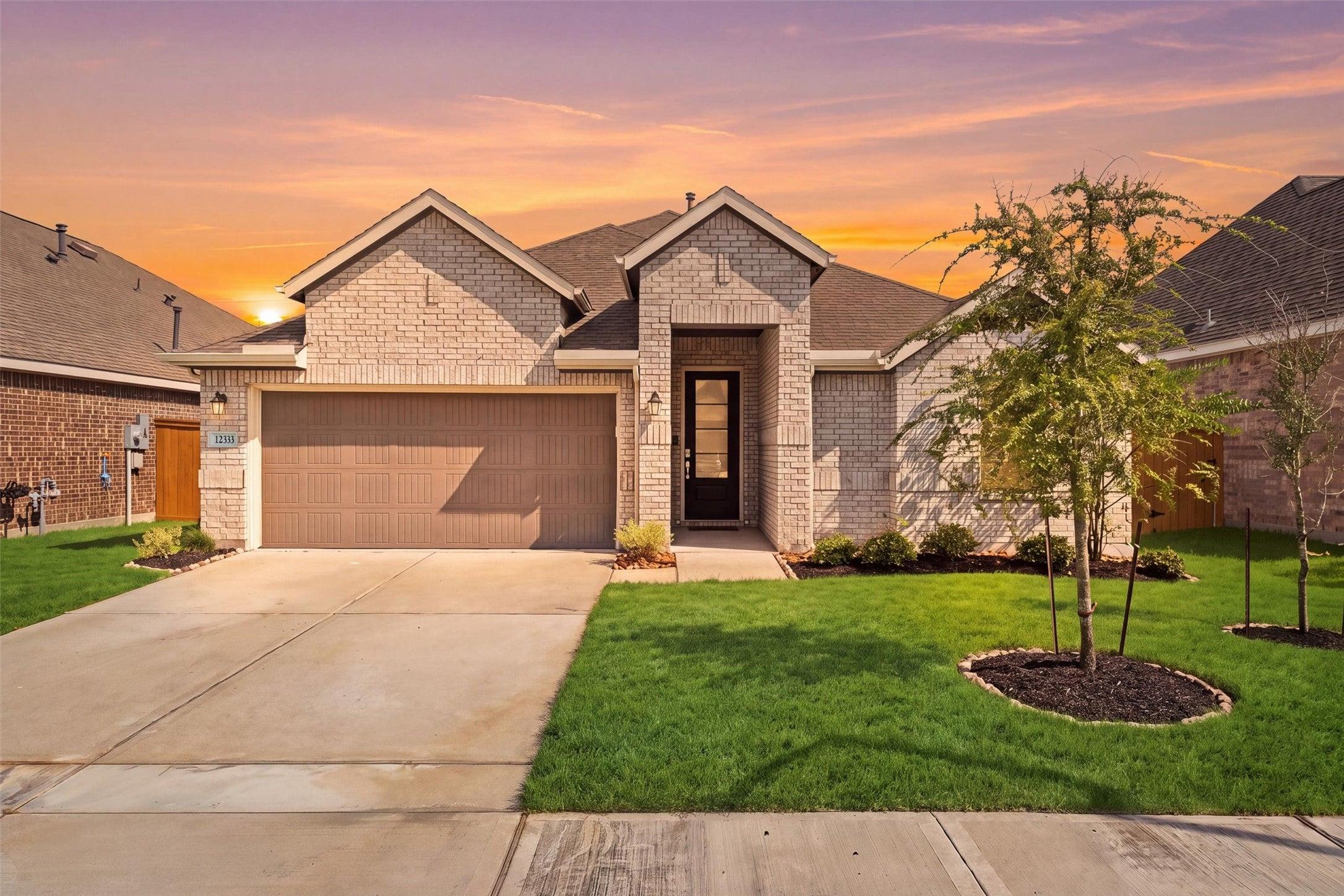 Derby Royal Dr, Houston, TX 77044