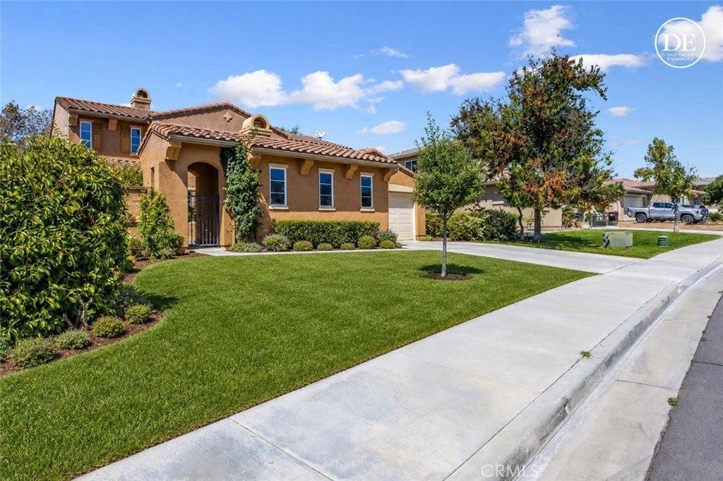 Starmist Way, Murrieta, CA 92563
