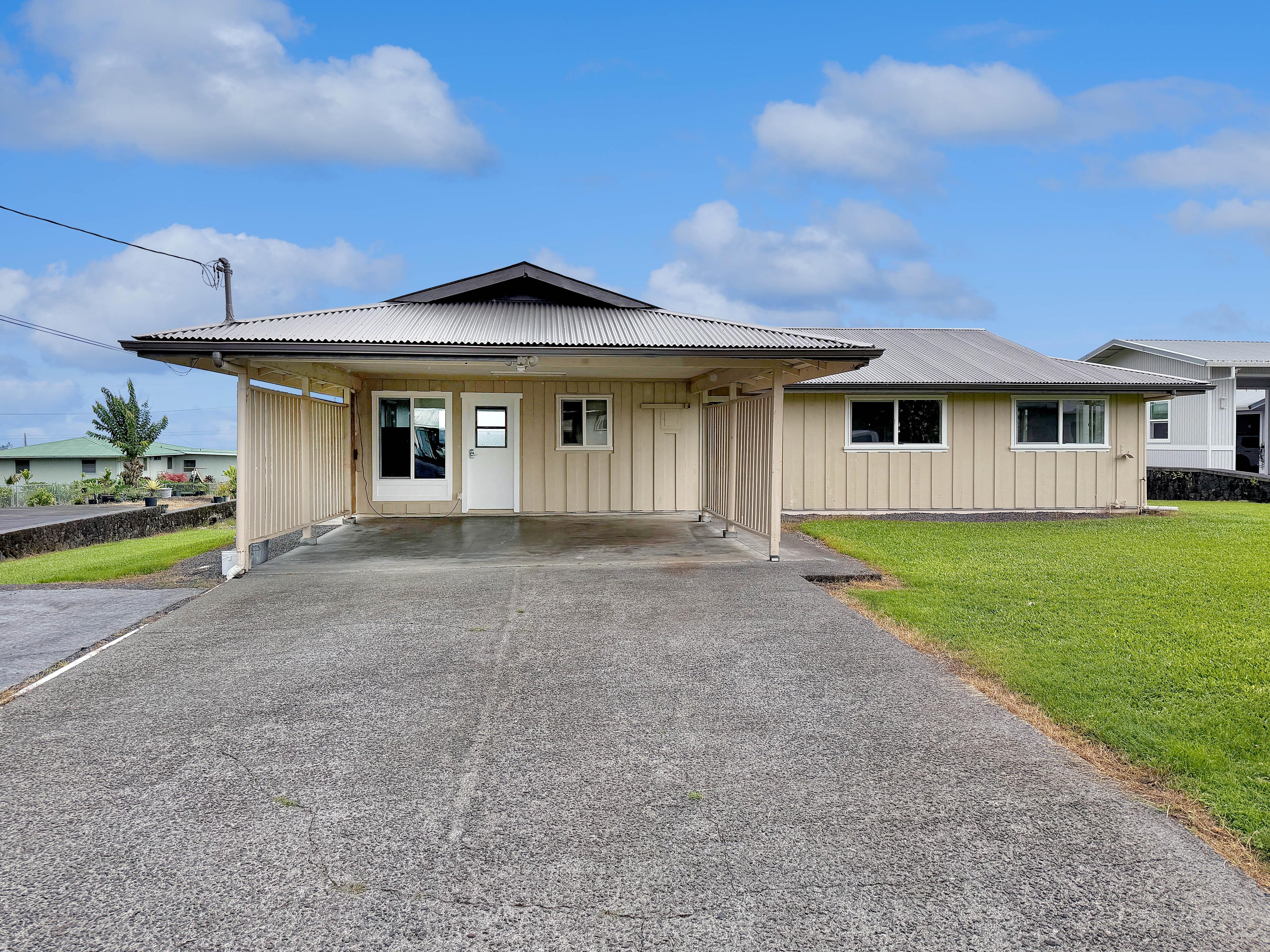 Hoomalu St, Hilo, HI 96720