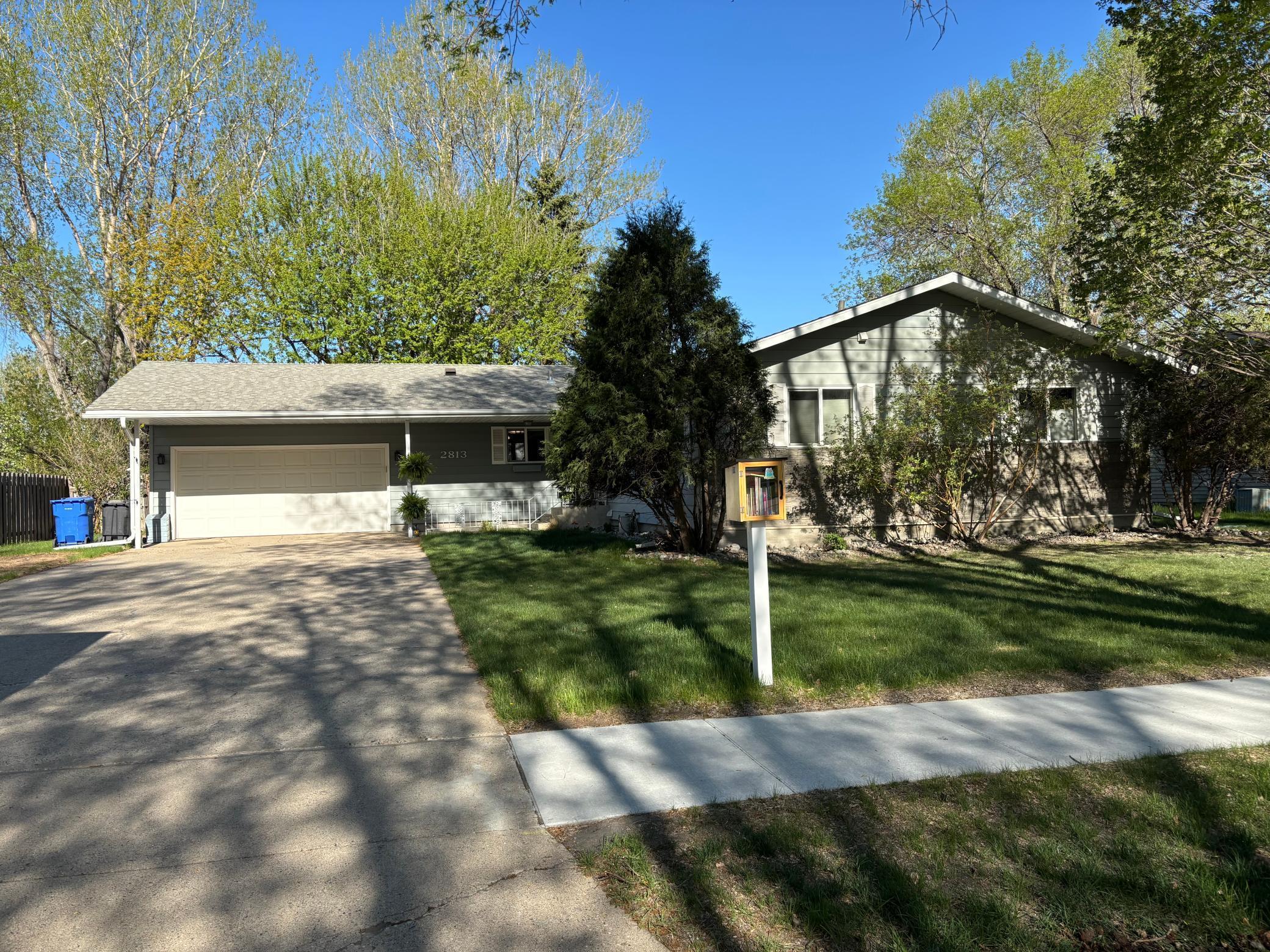Westgate Dr S, Fargo, ND 58103