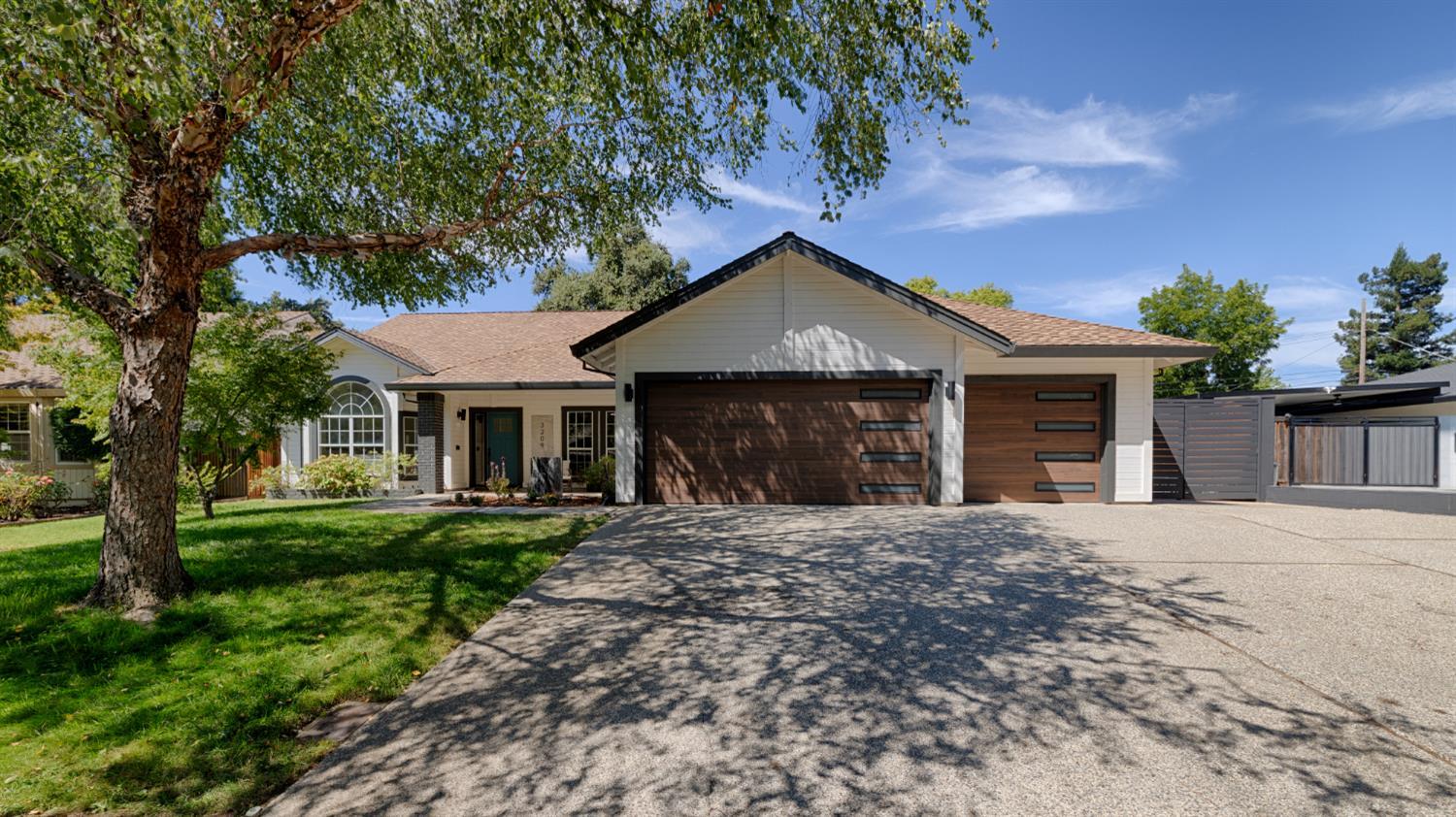 Max Ct, Carmichael, CA 95608