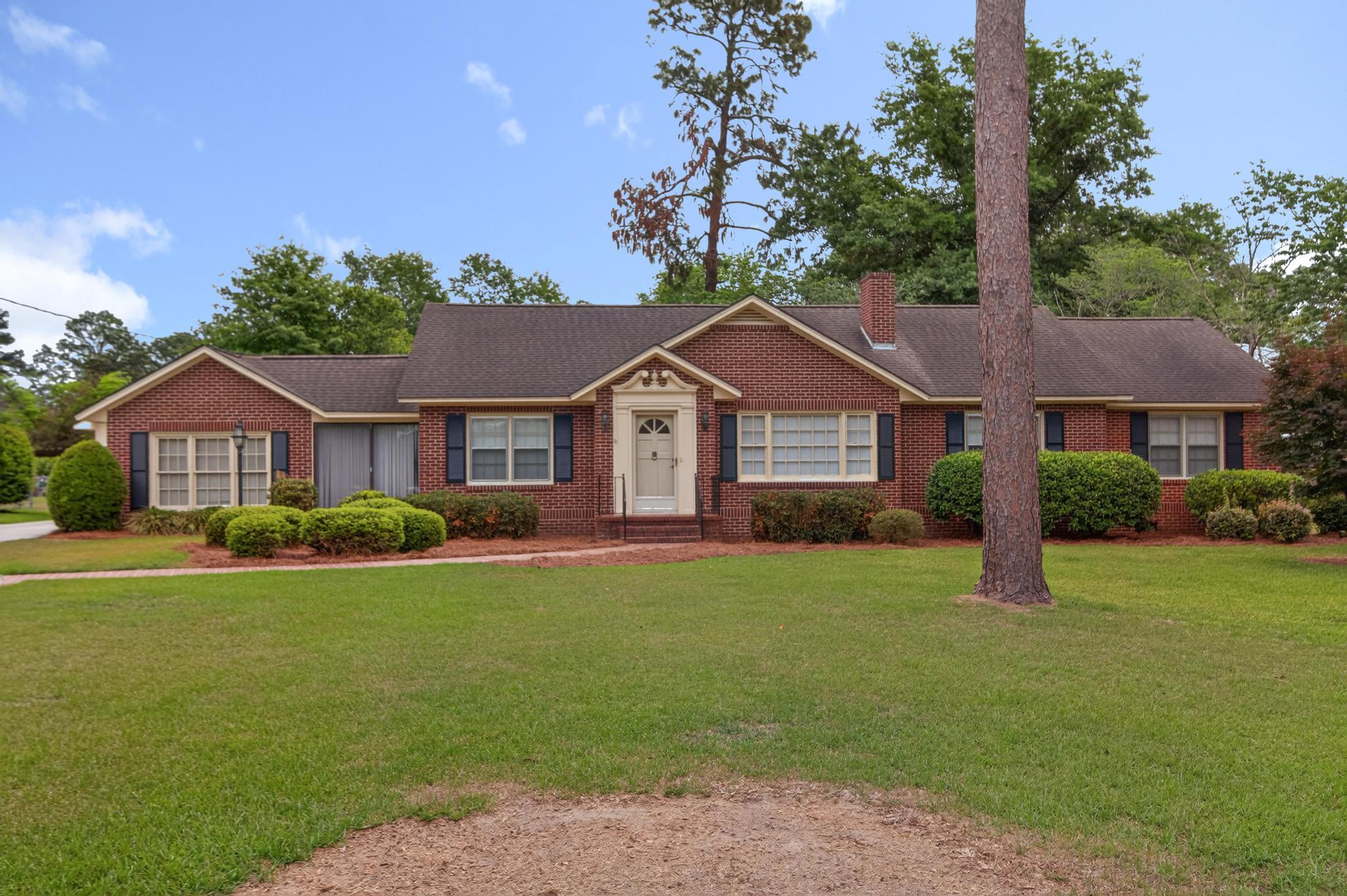 S College St, Metter, GA 30439
