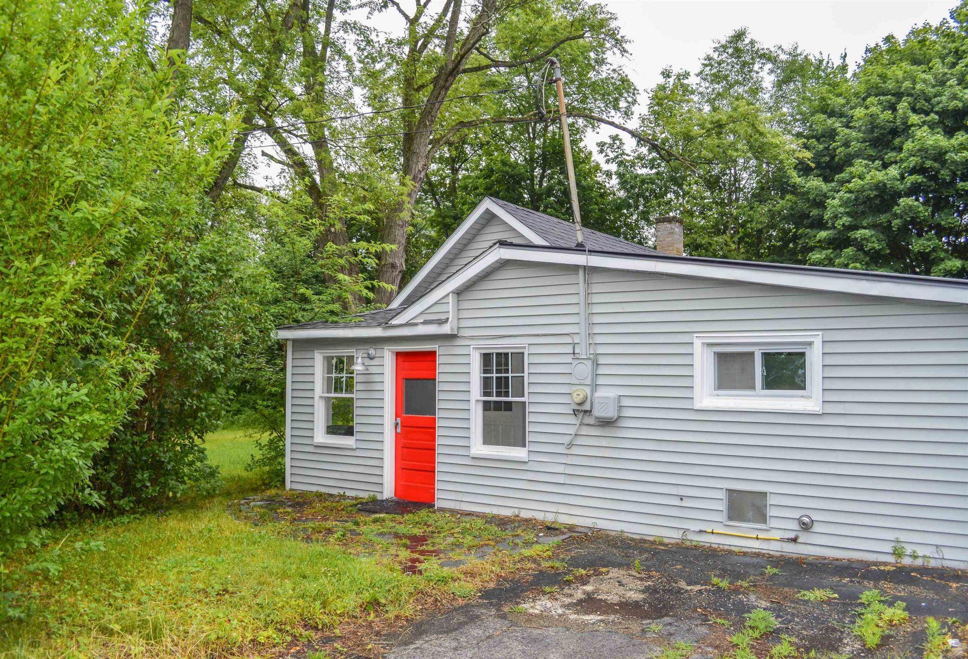 2nd St, Claremont, NH 03743