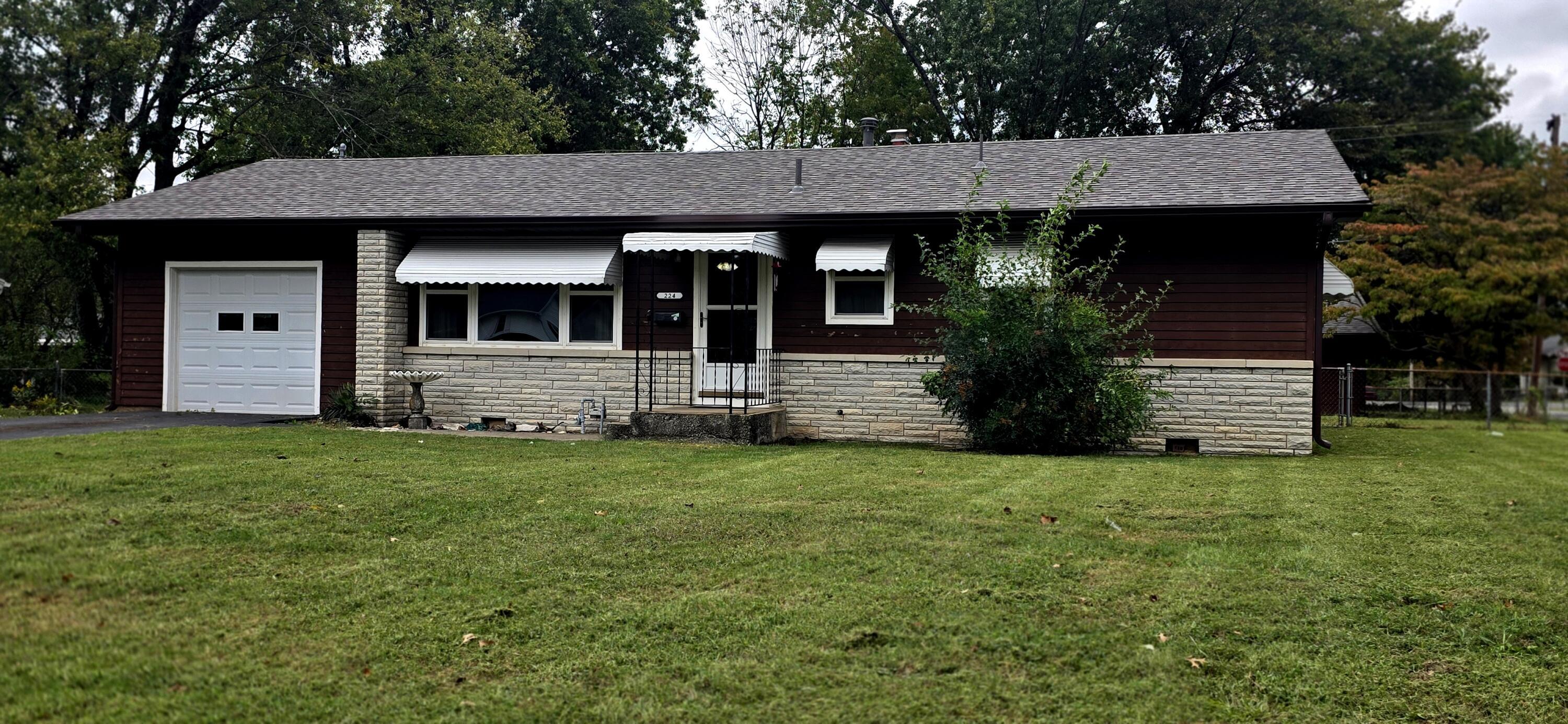 S Forest Ln, Republic, MO 65738
