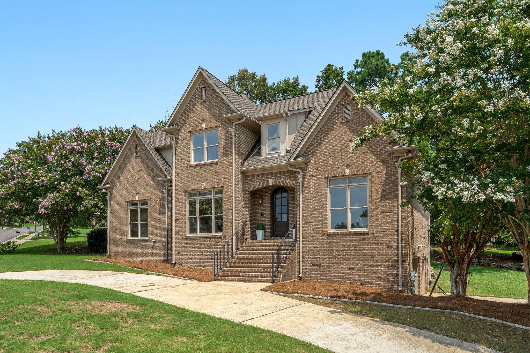 Lake Crest Dr, Hoover, AL 35226