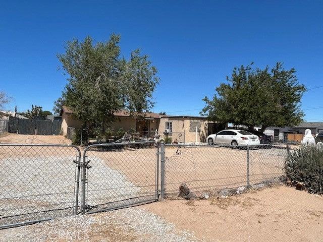 Kern Ave, Hesperia, CA 92345