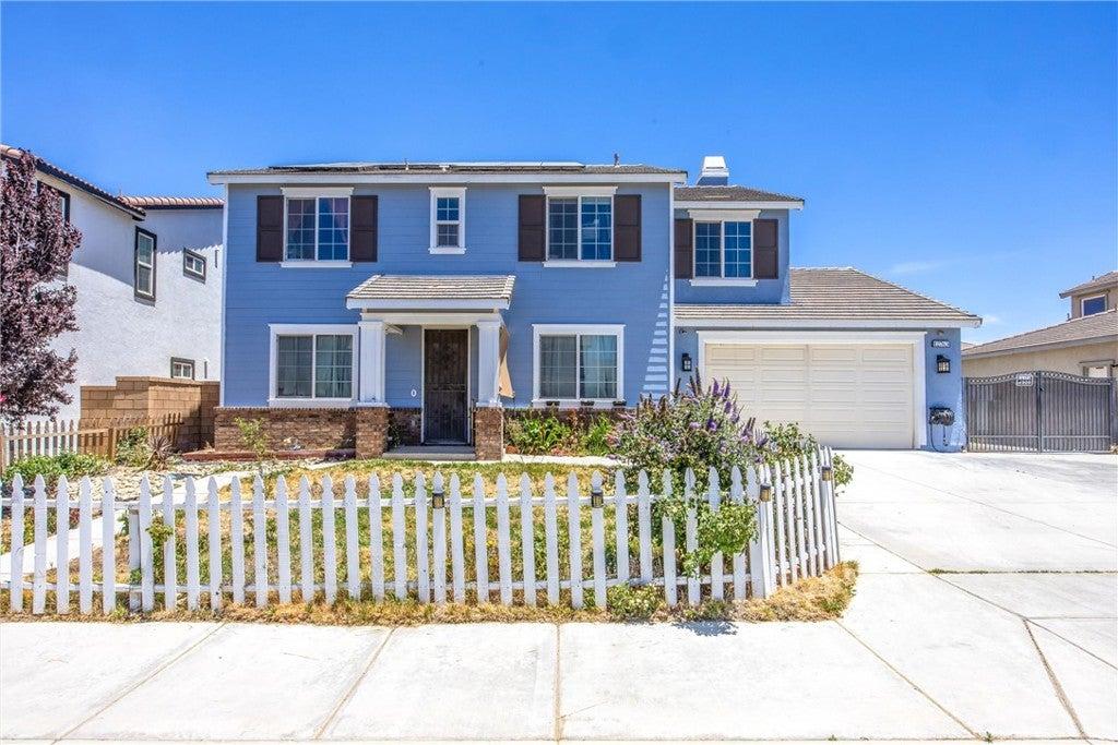 Trent Pl, Victorville, CA 92392