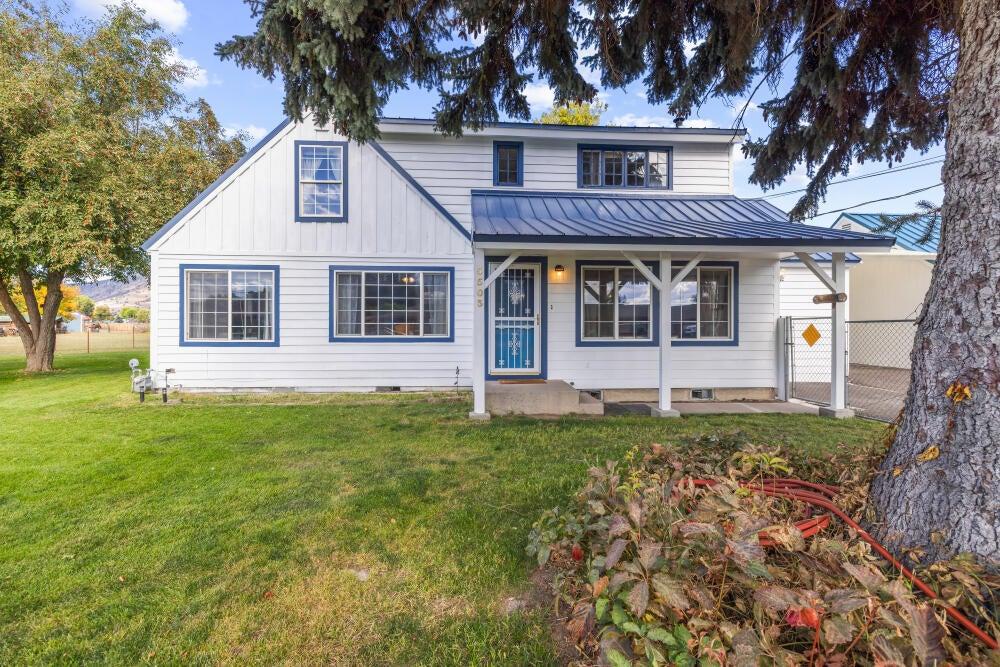 Walton Dr, Klamath Falls, OR 97603