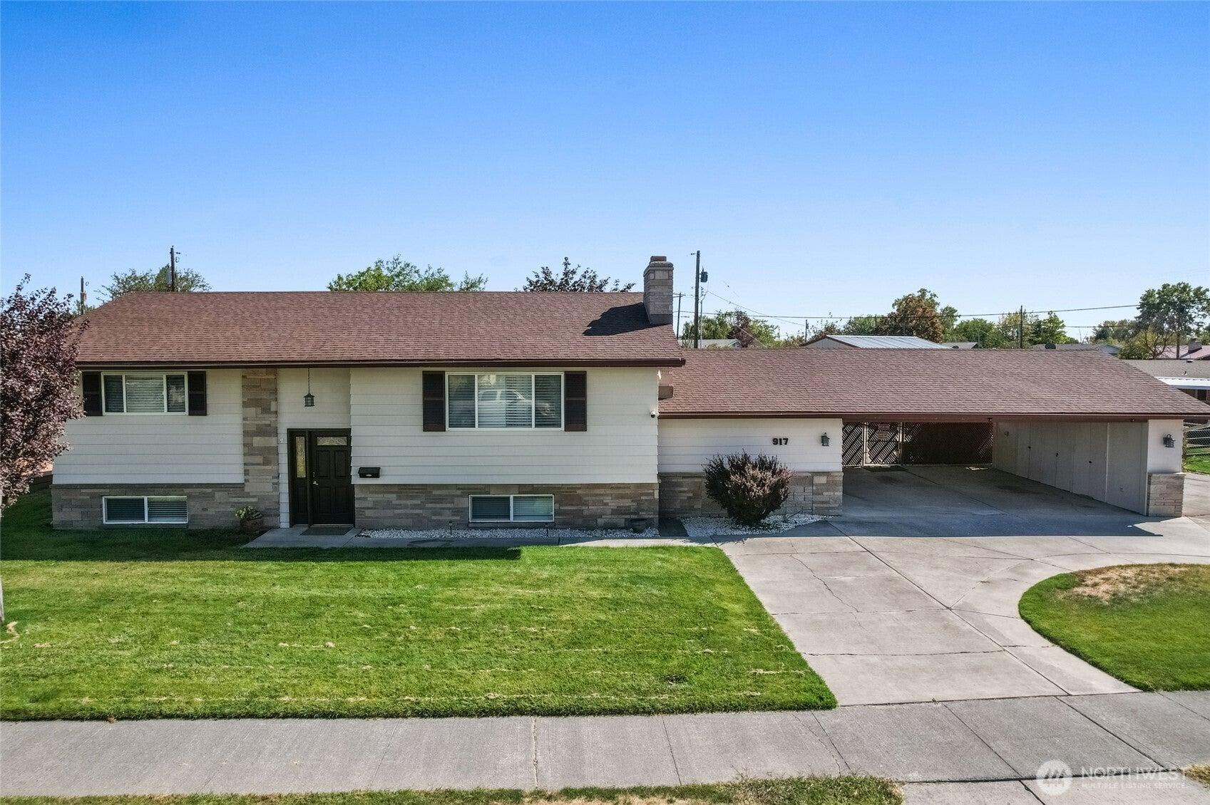 S Dahlia Dr, Moses Lake, WA 98837