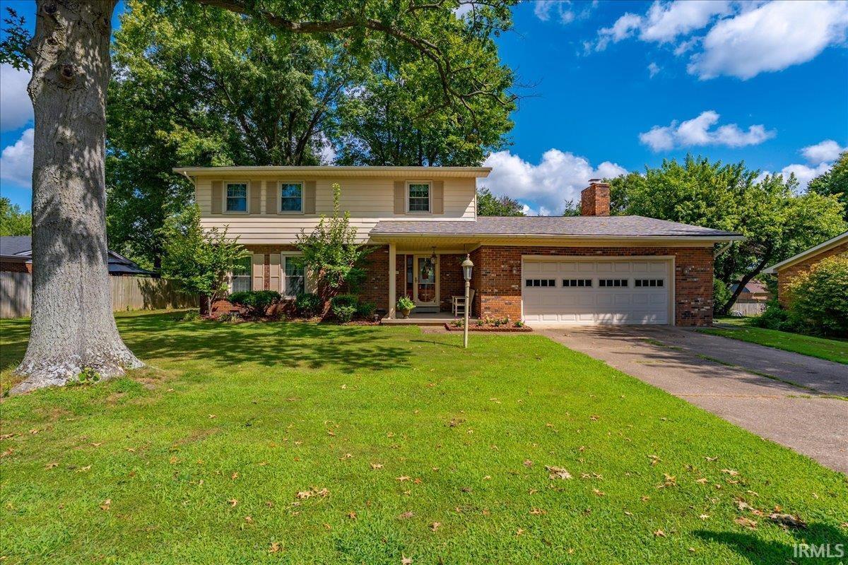 N Larch Pl, Newburgh, IN 47630