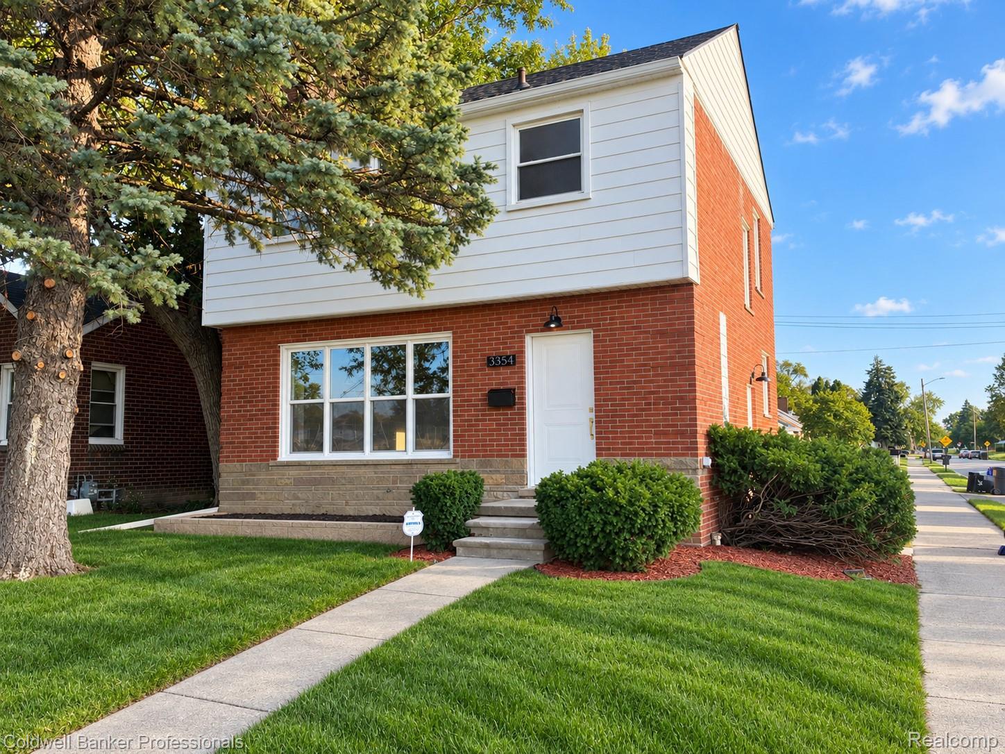E Outer Dr, Detroit, MI 48234