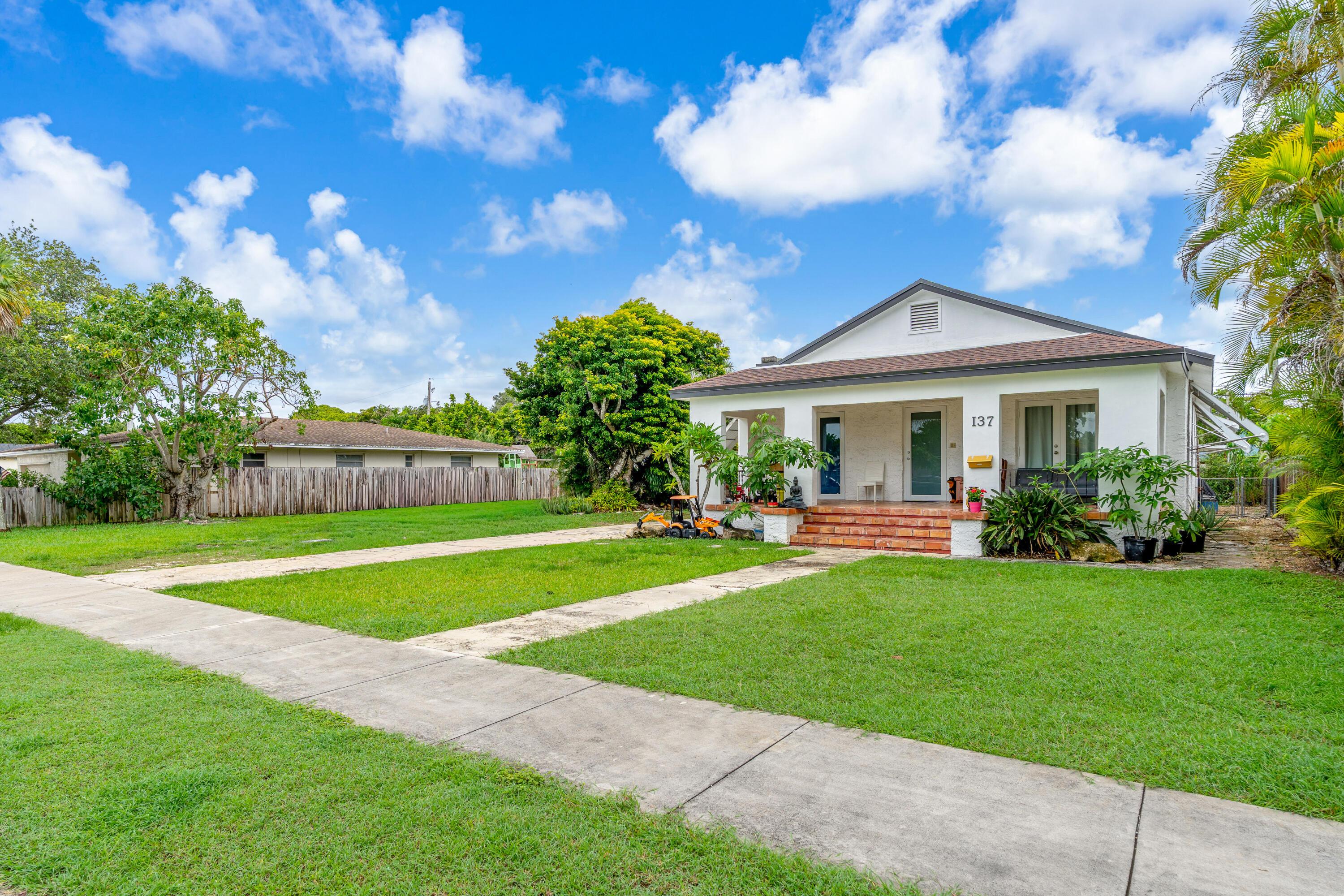 Nw 20th St, Homestead, FL 33030