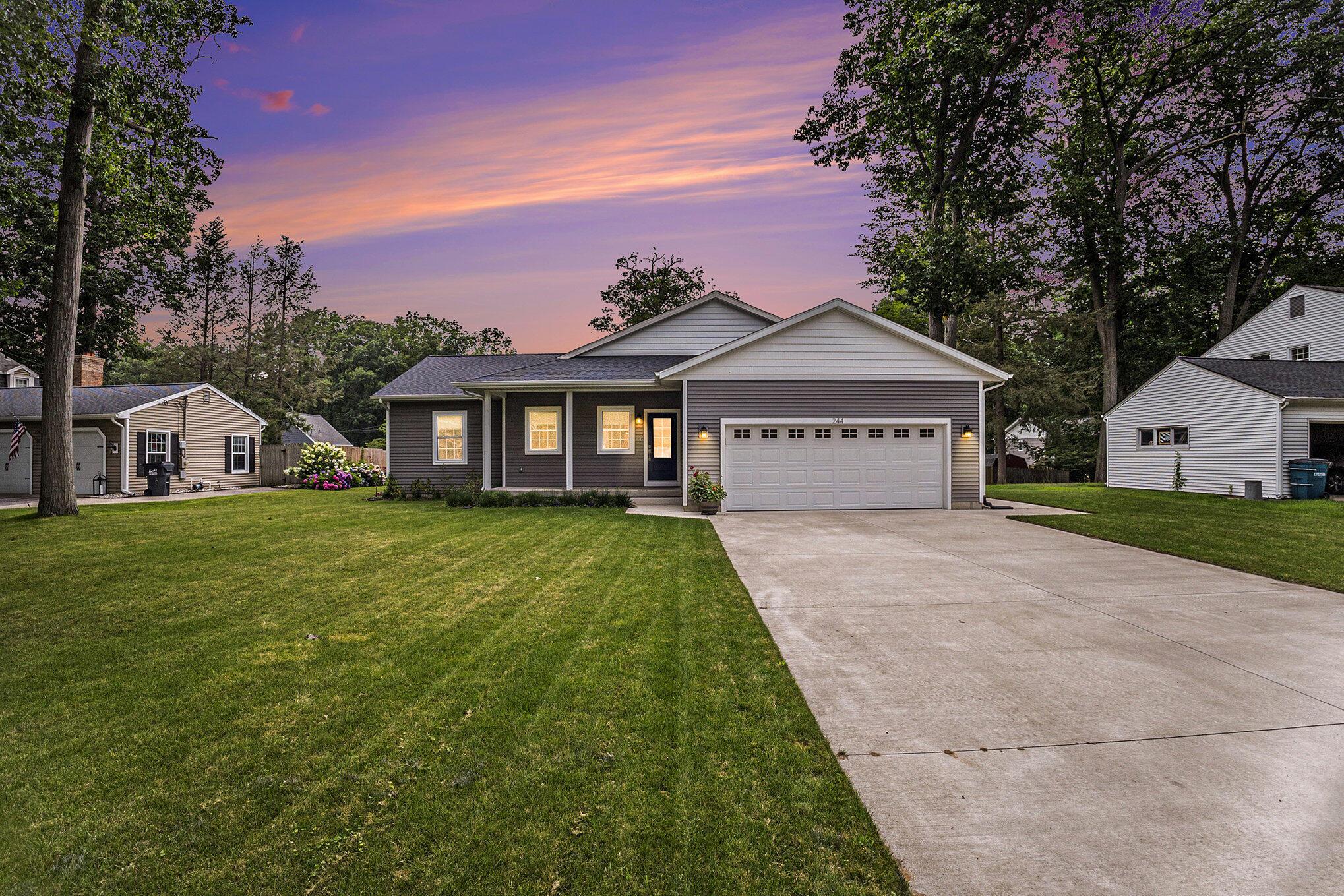 Hanover Dr, Muskegon, MI 49445