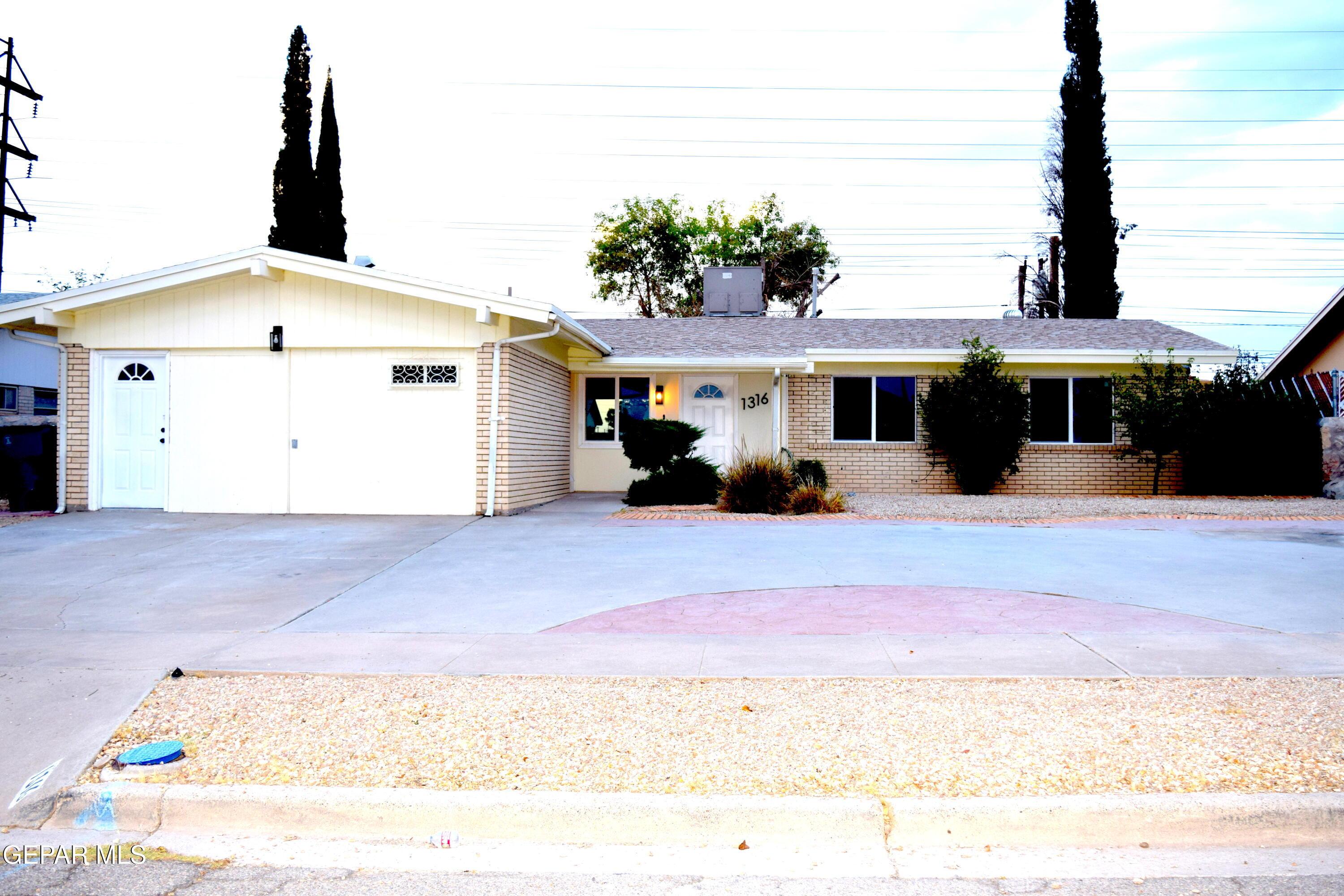 Backus St, El Paso, TX 79925