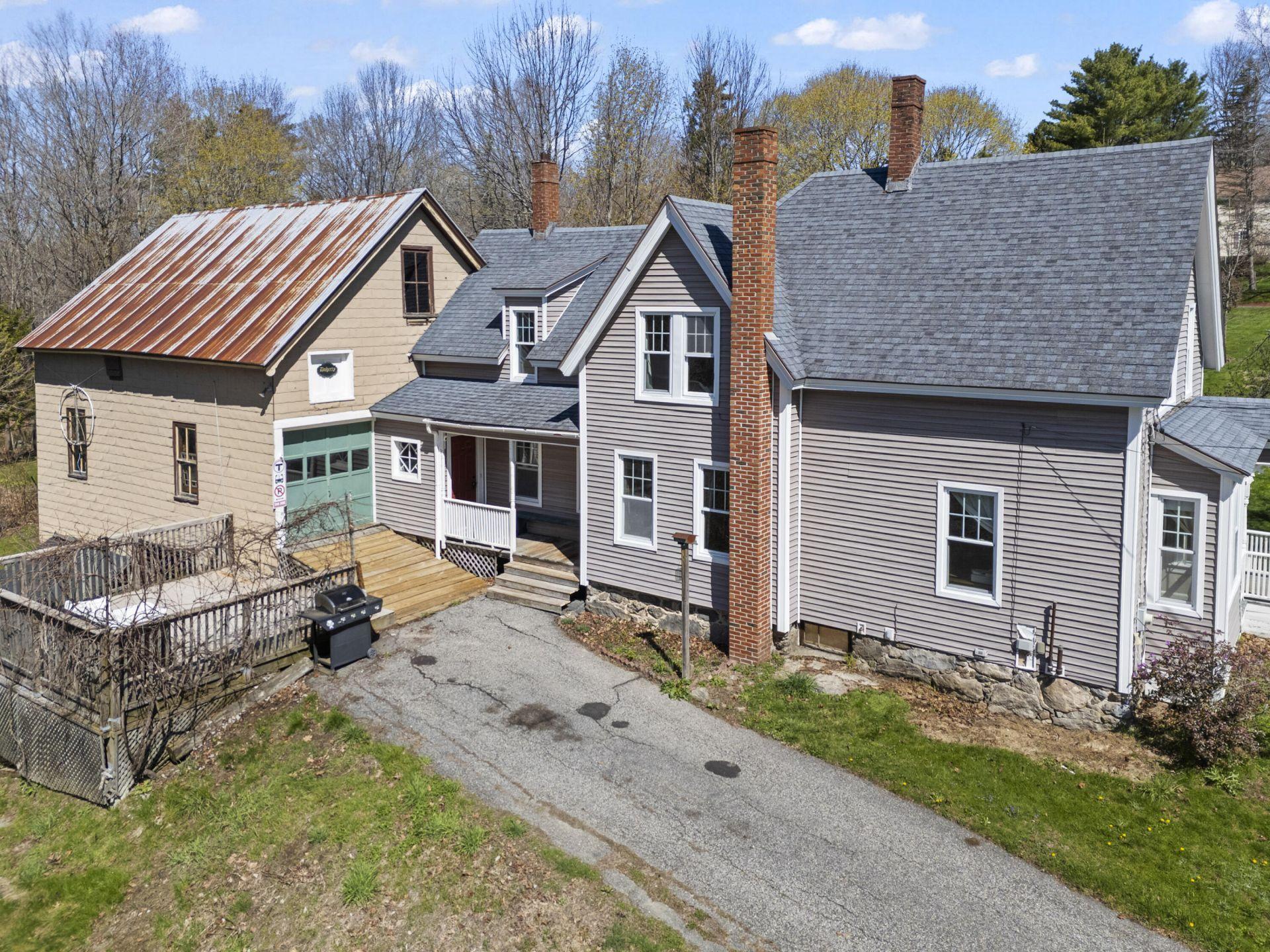 Oak Hill Rd, Auburn, ME 04210