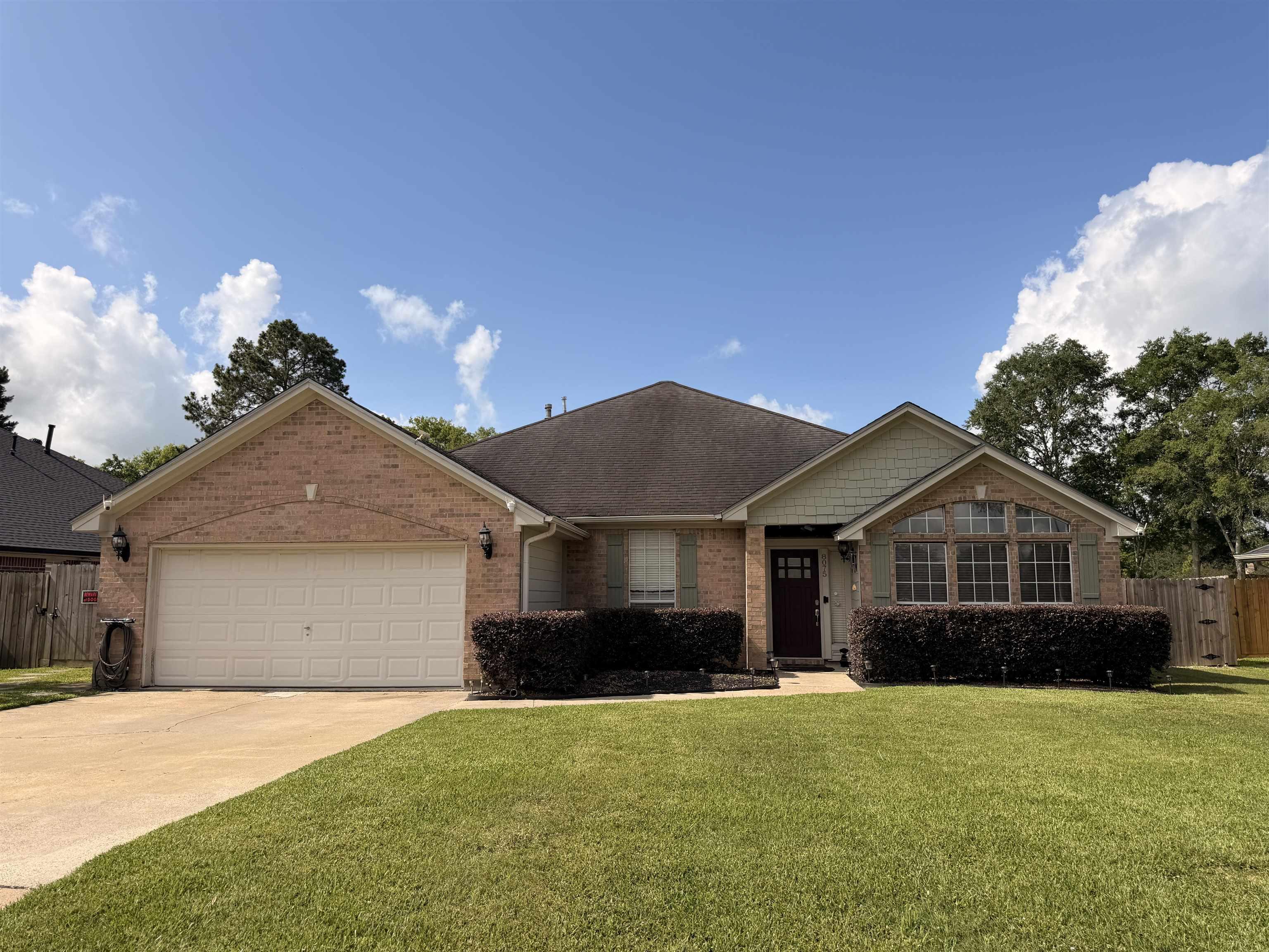 Gleneagles Dr, Beaumont, TX 77707