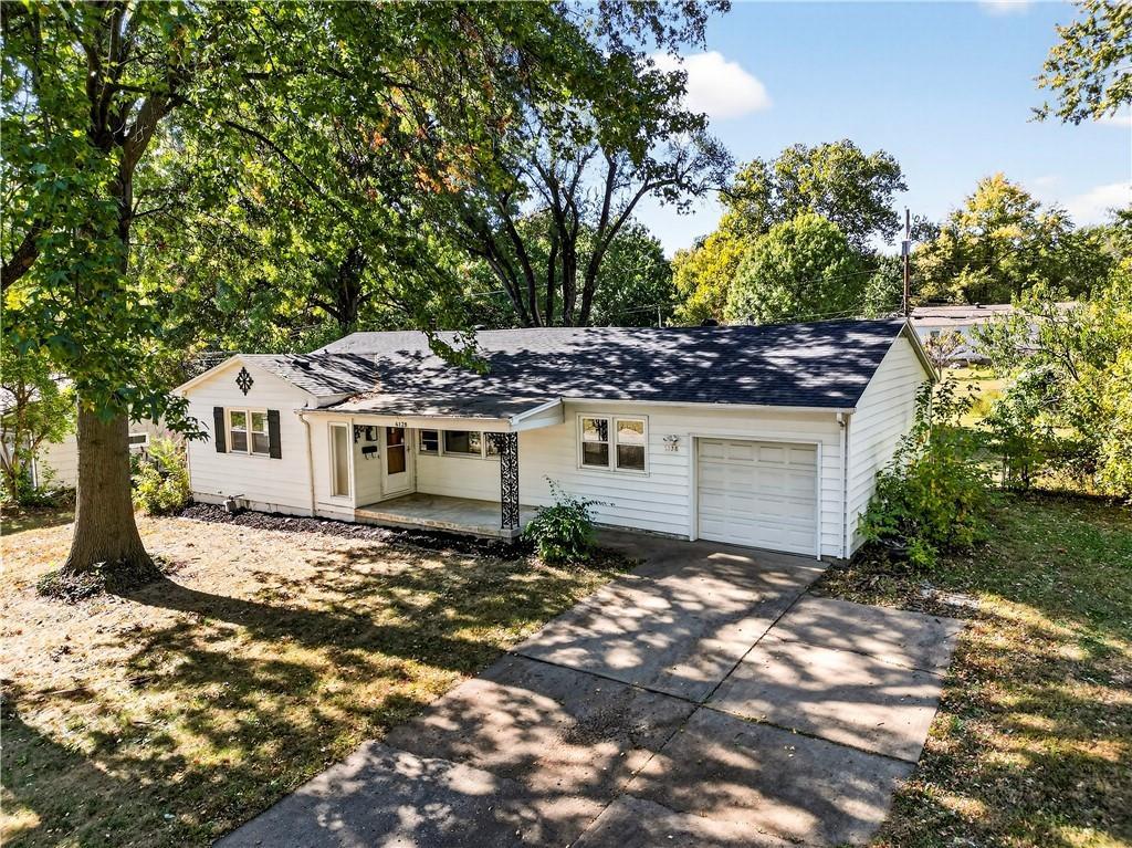 Ralston Ave, Raytown, MO 64133