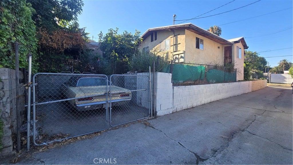 Scott Ave, Los Angeles, CA 90026