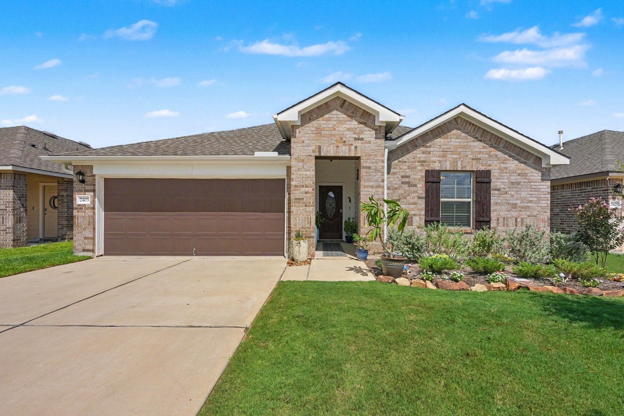 Divot Ln, Navasota, TX 77868