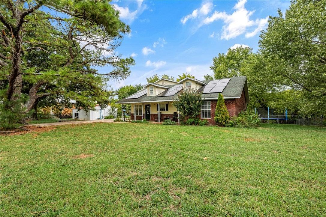 Brown Rd, Cave Springs, AR 72718