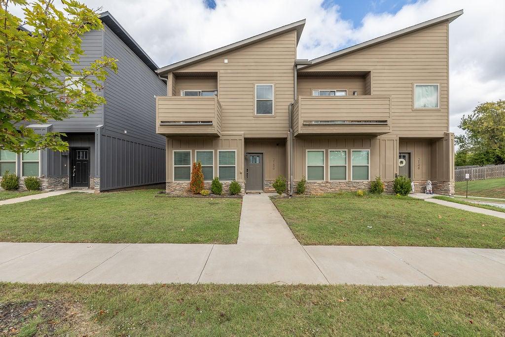 W Million Ln, Fayetteville, AR 72704