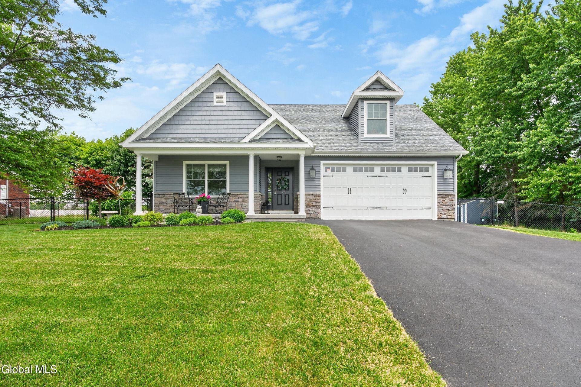 Jones Rd, Clifton Park, NY 12065