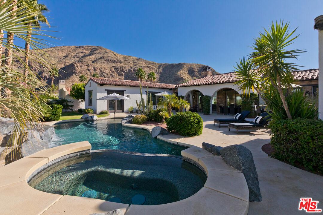 Bella Vis, Palm Springs, CA 92264