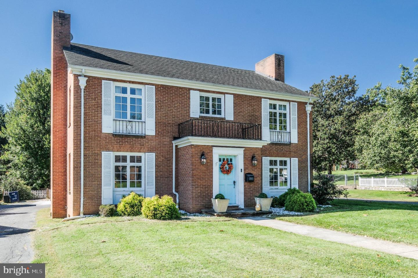 W King St, Martinsburg, WV 25401