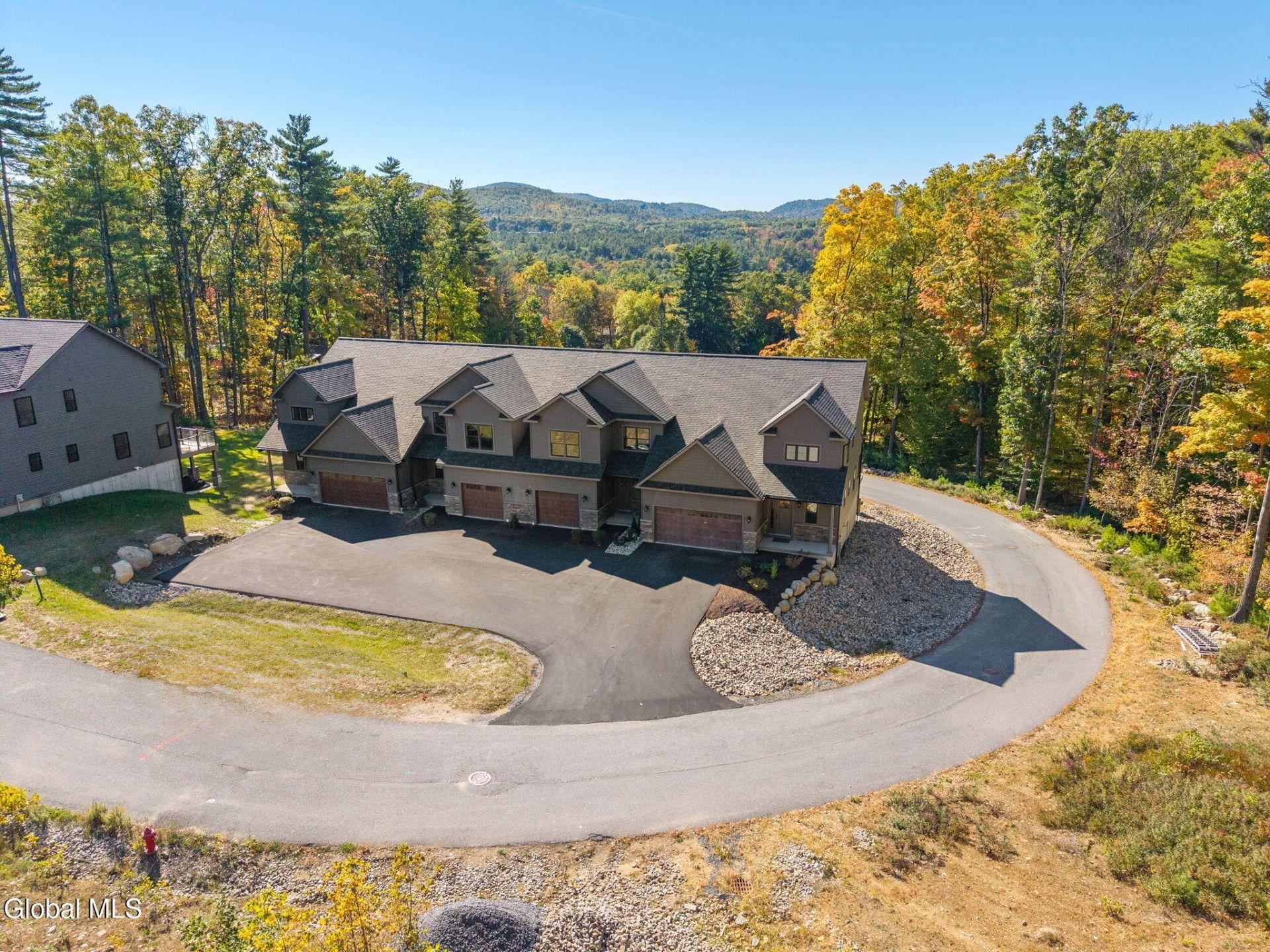 Hill Crest Ln, Lake George, NY 12845
