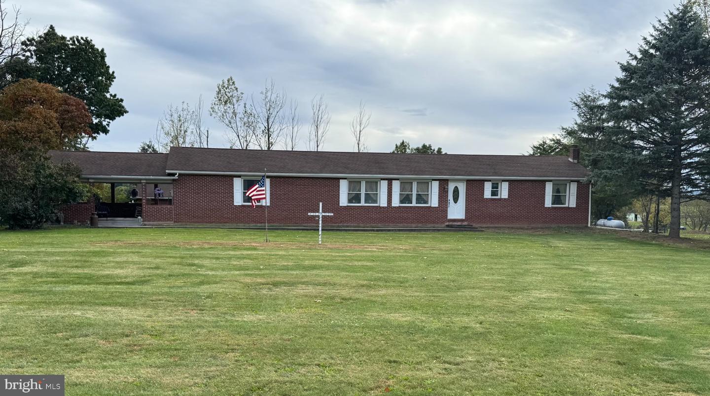 Sand Hill Rd, Romney, WV 26757