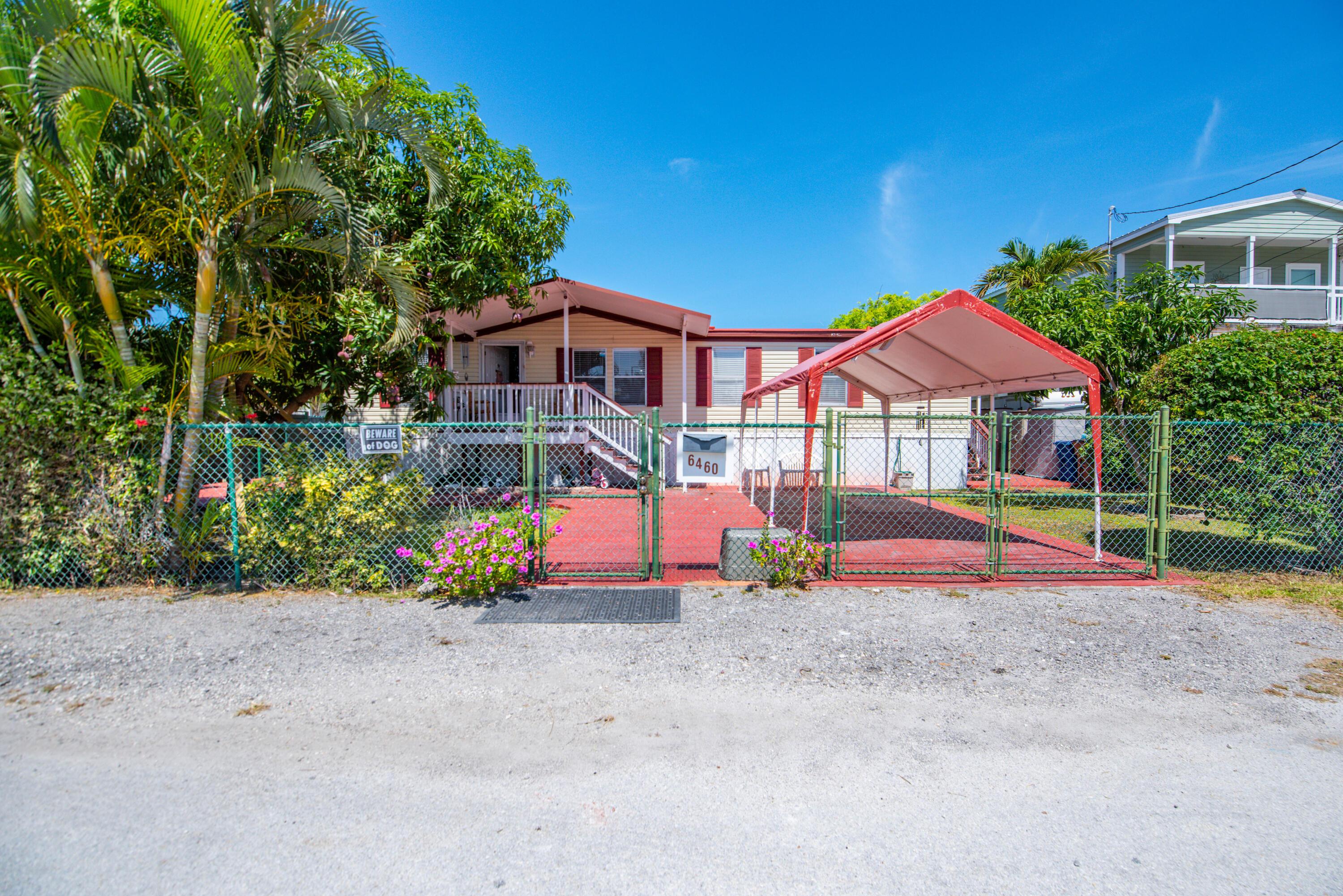 Sunshine St, Key West, FL 33040