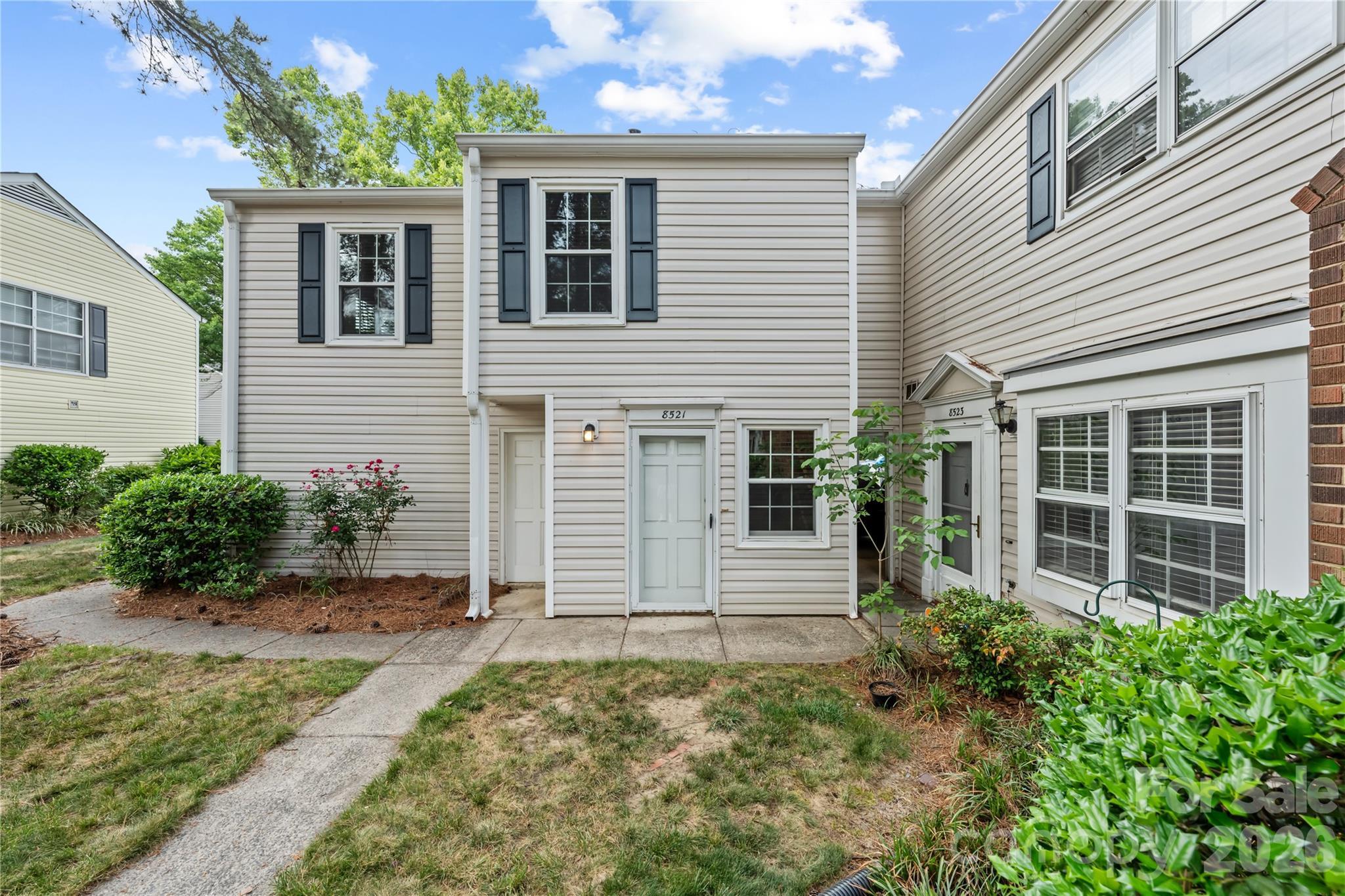 Castle Pine Ct, Charlotte, NC 28226