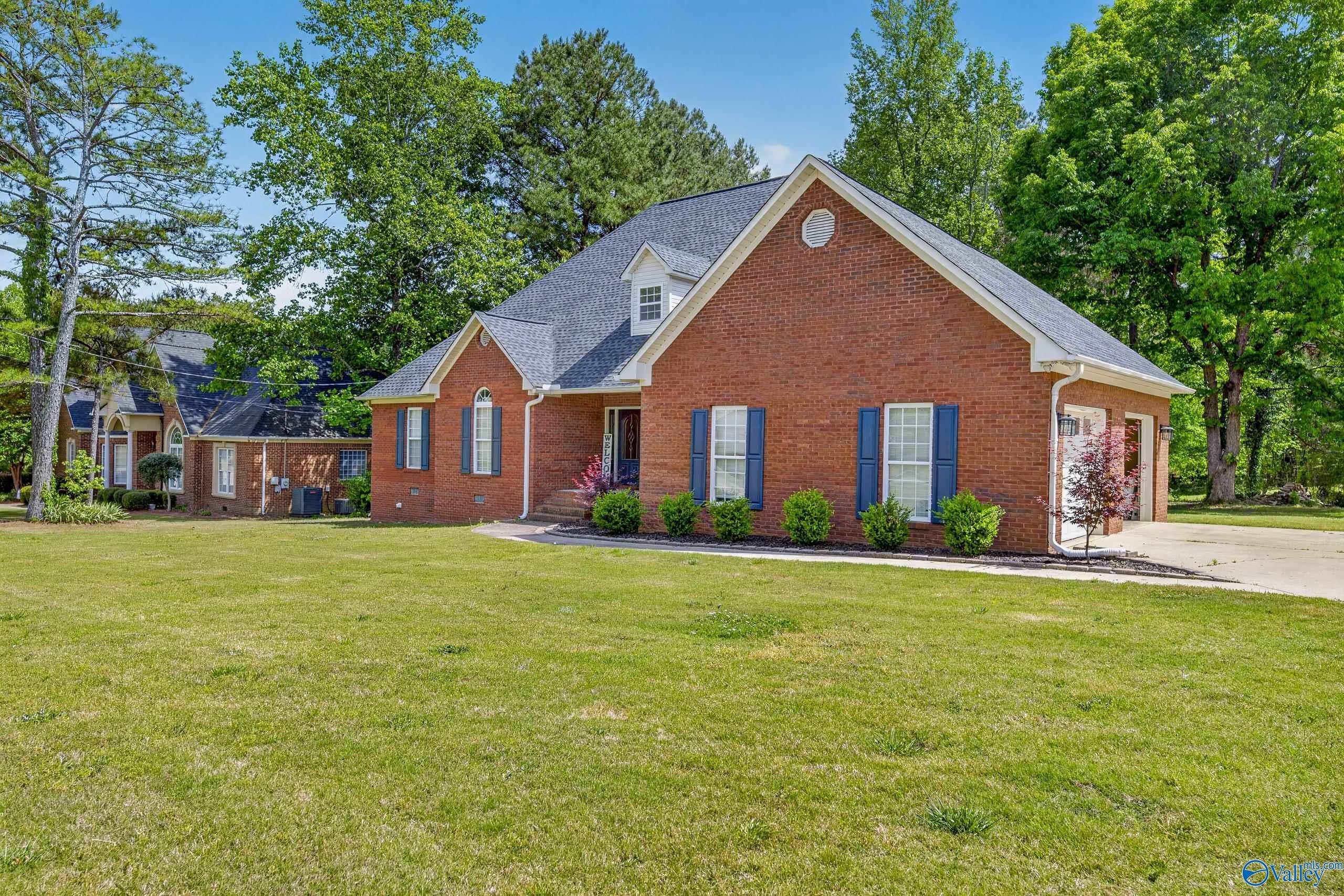 Hazel Creek Trl, Anniston, AL 36207