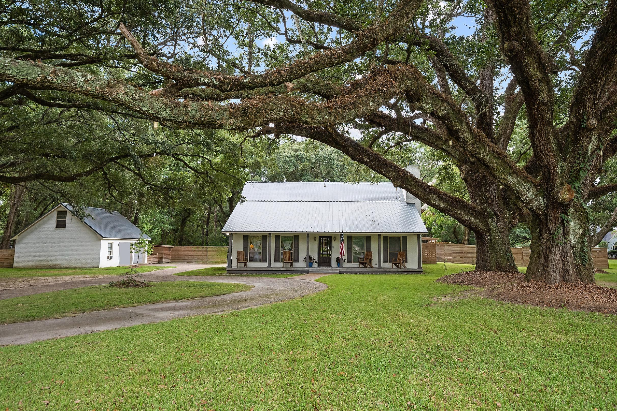 Cotton Creek Dr, Gulf Shores, AL 36542