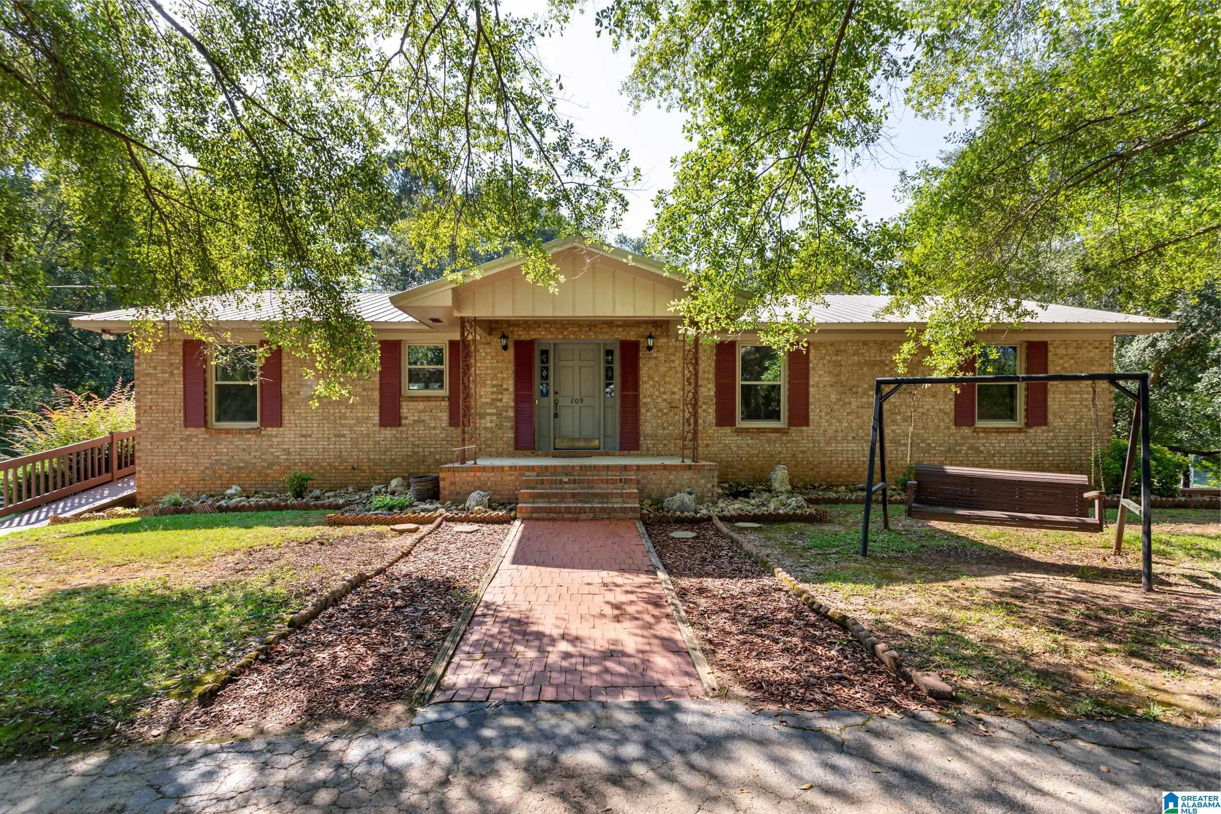 Sunny Hill Dr, Anniston, AL 36206