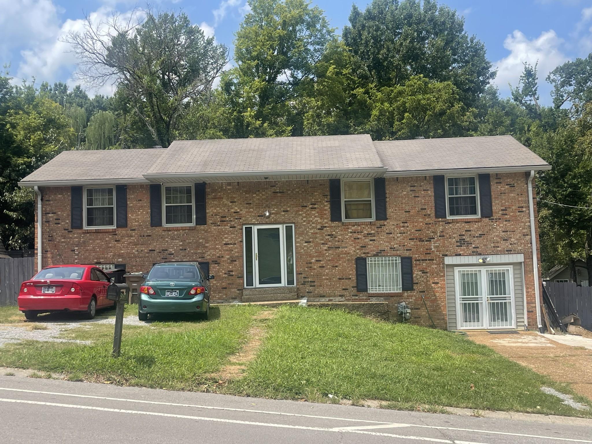 Amalie Dr, Nashville, TN 37211