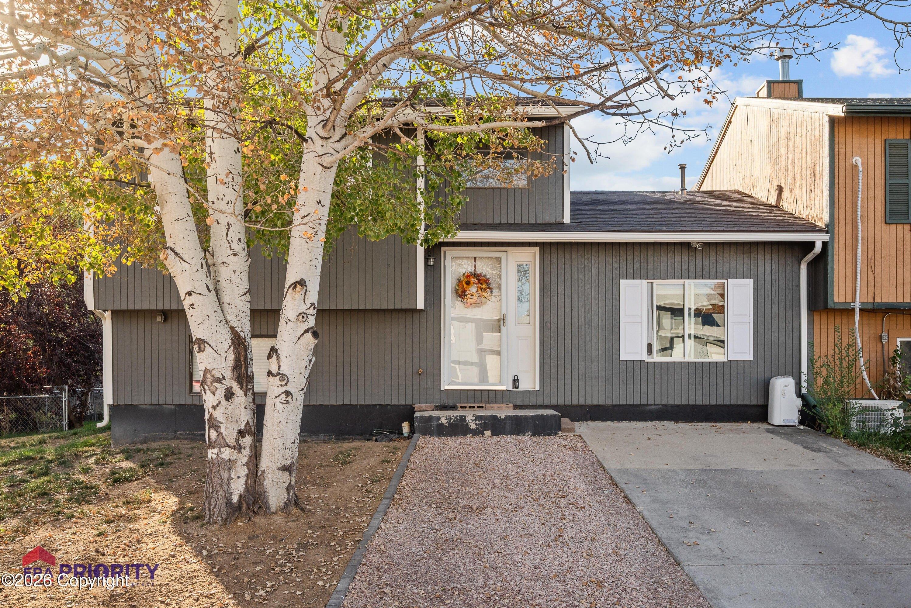 Wagonhammer Ln, Gillette, WY 82718