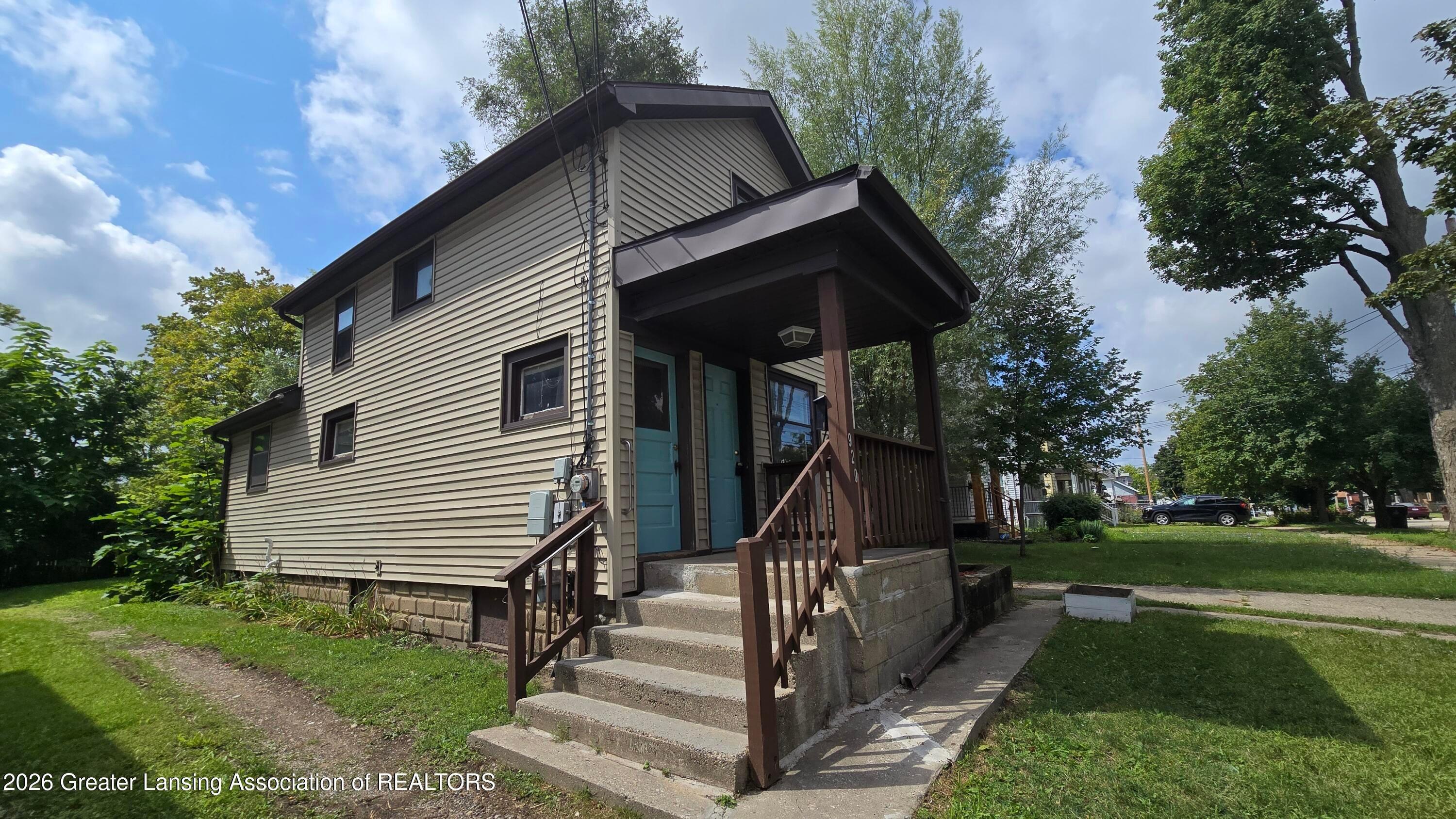 Vine St, Lansing, MI 48912