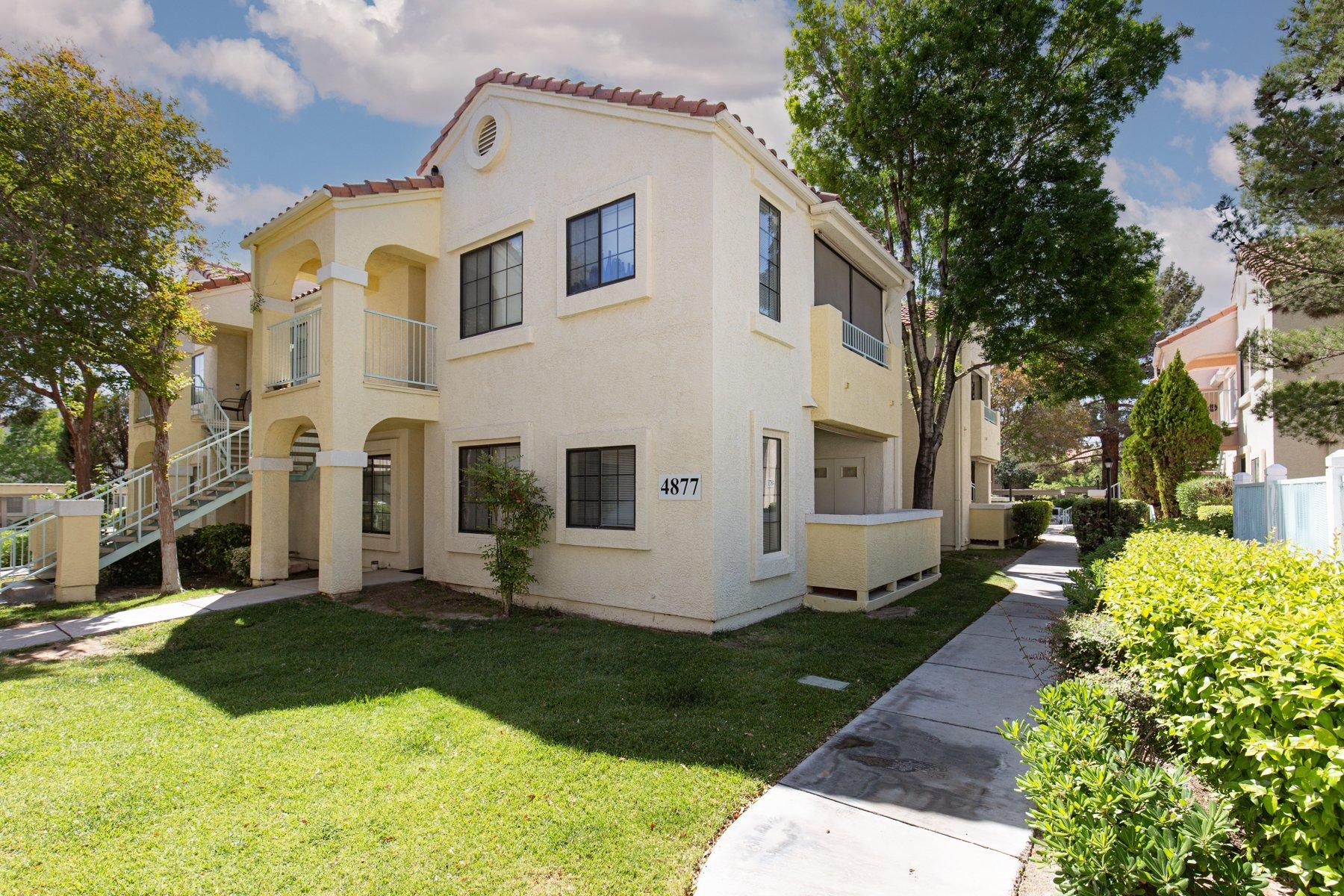 S Torrey Pines Dr, Las Vegas, NV 89103